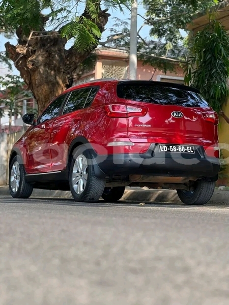 Big with watermark kia sportage bie camacupa 35822