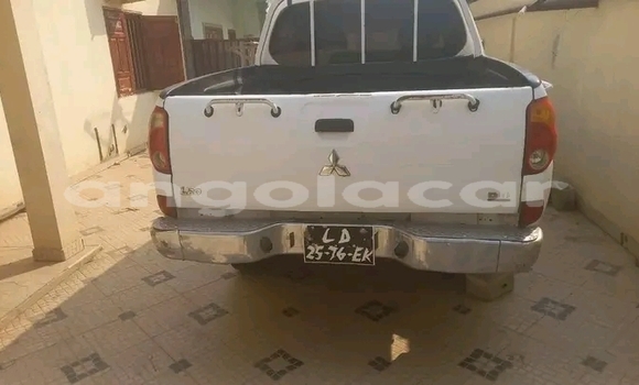 Buy Used Mitsubishi L200 White Car in Benguela in Benguela Buy Used Mitsubishi L200 White Car in Benguela in Benguela