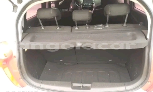 Comprar Usado Chevrolet spark Branco Carro em Luanda em Luanda Province Comprar Usado Chevrolet spark Branco Carro em Luanda em Luanda Province