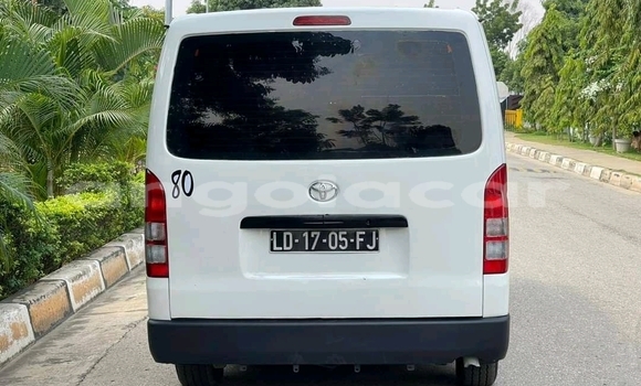 Acheter Occasion Voiture Toyota Hiace Blanc à Luanda, Province de Luanda