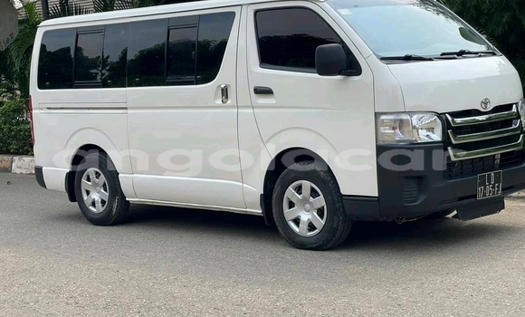 Acheter Occasion Voiture Toyota Hiace Blanc à Luanda, Province de Luanda Acheter Occasion Voiture Toyota Hiace Blanc à Luanda, Province de Luanda