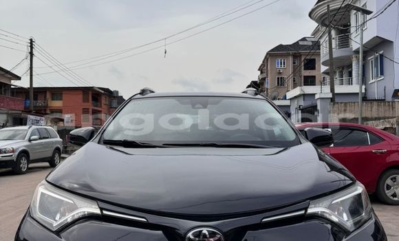 Buy Used Toyota RAV4 Black Car in Luanda in Luanda Province