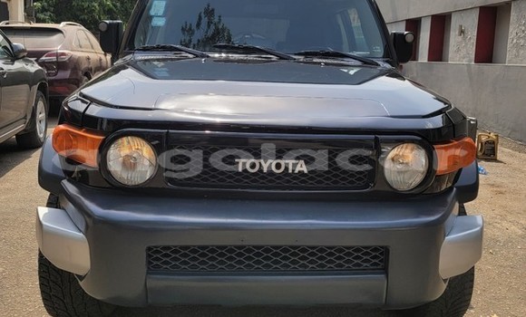 Buy Used Toyota FJ Cruiser Other Car in Luanda in Luanda Province Buy Used Toyota FJ Cruiser Other Car in Luanda in Luanda Province