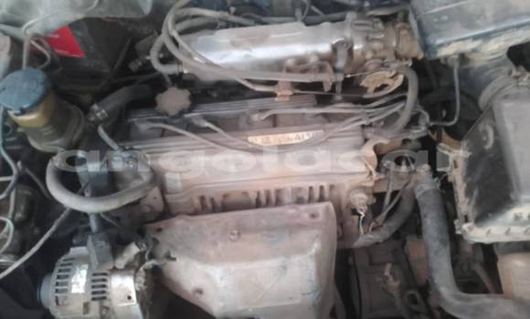 Comprar Usado Toyota RAV4 Azul Carro em Camabatela em Uige Comprar Usado Toyota RAV4 Azul Carro em Camabatela em Uige