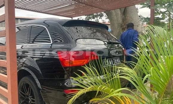 Acheter Occasion Voiture Audi Q7 Noir à Luanda, Province de Luanda Acheter Occasion Voiture Audi Q7 Noir à Luanda, Province de Luanda