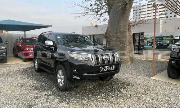 Comprar Usado Toyota Prado Preto Carro em Luanda em Luanda Province
