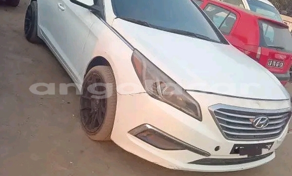 Comprar Usado Hyundai Sonata Branco Carro em Camabatela em Uige Comprar Usado Hyundai Sonata Branco Carro em Camabatela em Uige
