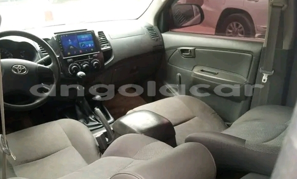 Comprar Usado Toyota Hilux Outro Carro em Camacupa em Bie Comprar Usado Toyota Hilux Outro Carro em Camacupa em Bie