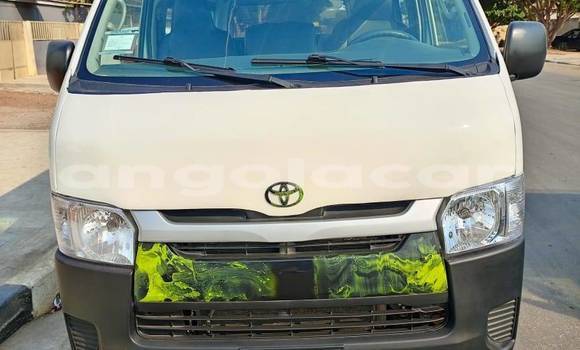Acheter Occasion Voiture Toyota Hiace Blanc à Caluquembe, Huila Acheter Occasion Voiture Toyota Hiace Blanc à Caluquembe, Huila
