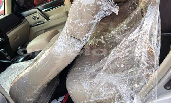 Buy Used Mitsubishi Pajero Other Car in Camabatela in Uige Buy Used Mitsubishi Pajero Other Car in Camabatela in Uige