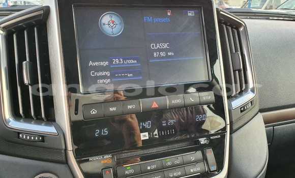 Comprar Novo Toyota Land Cruiser Preto Carro em Caala em Huambo Comprar Novo Toyota Land Cruiser Preto Carro em Caala em Huambo