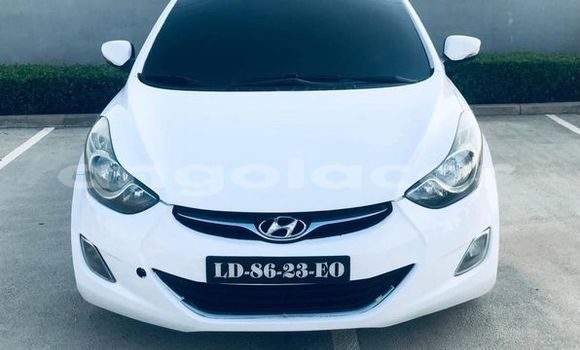 Comprar Usado Hyundai Elantra Branco Carro em Caconda em Huila Comprar Usado Hyundai Elantra Branco Carro em Caconda em Huila