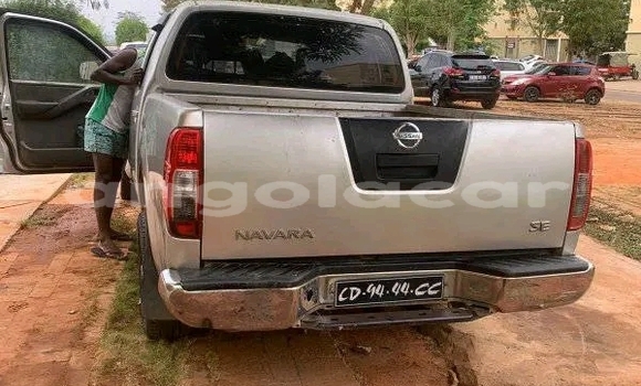Comprar Usado Nissan Navara Outro Carro em Camabatela em Uige Comprar Usado Nissan Navara Outro Carro em Camabatela em Uige