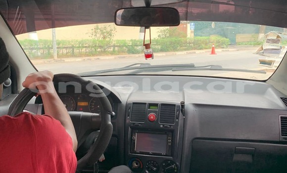 Comprar Usado Hyundai Getz Branco Carro em Catabola em Bie Comprar Usado Hyundai Getz Branco Carro em Catabola em Bie