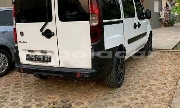 Buy Used Fiat Doblo White Car in Camacupa in Bie Buy Used Fiat Doblo White Car in Camacupa in Bie