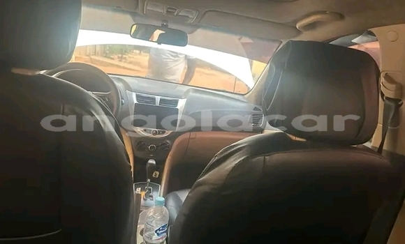 Buy Used Hyundai Accent White Car in Camacupa in Bie Buy Used Hyundai Accent White Car in Camacupa in Bie