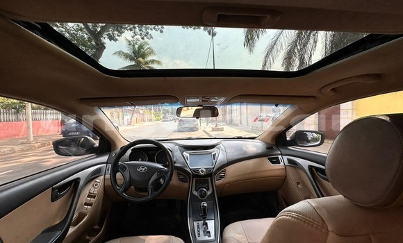 Comprar Usado Hyundai Elantra Outro Carro em Camabatela em Uige Comprar Usado Hyundai Elantra Outro Carro em Camabatela em Uige