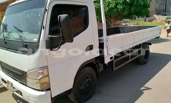 Buy Used Mitsubishi Challenger White Car in Camabatela in Uige Buy Used Mitsubishi Challenger White Car in Camabatela in Uige