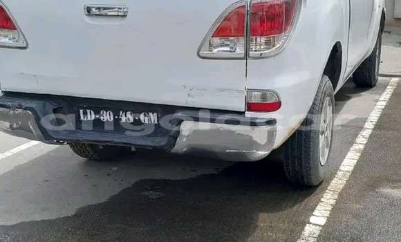 Buy Used Mazda Capella White Car in Caconda in Huila