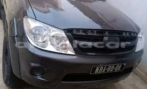 Comprar Usado Toyota Fortuner Bege Carro em Camabatela em Uige Comprar Usado Toyota Fortuner Bege Carro em Camabatela em Uige