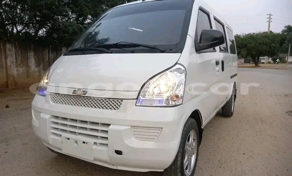 Acheter Occasion Voiture Chevrolet Avenger Blanc à Camabatela, Uige Acheter Occasion Voiture Chevrolet Avenger Blanc à Camabatela, Uige