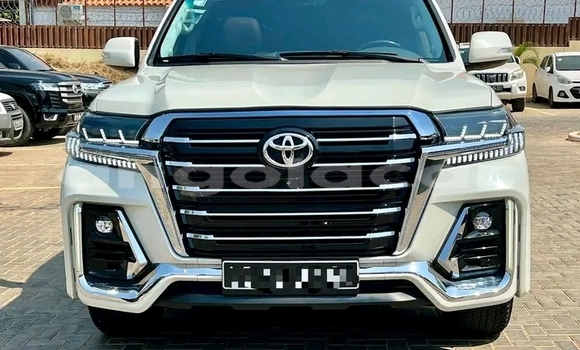 Acheter Occasion Voiture Toyota Land Cruiser Blanc à Cabinda, Cabinda Acheter Occasion Voiture Toyota Land Cruiser Blanc à Cabinda, Cabinda
