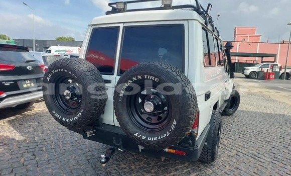 Acheter Occasion Voiture Toyota Land Cruiser Blanc à Camacupa, Bie Acheter Occasion Voiture Toyota Land Cruiser Blanc à Camacupa, Bie