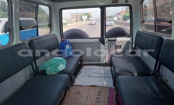 Acheter Occasion Voiture Toyota Land Cruiser Blanc à Camacupa, Bie Acheter Occasion Voiture Toyota Land Cruiser Blanc à Camacupa, Bie