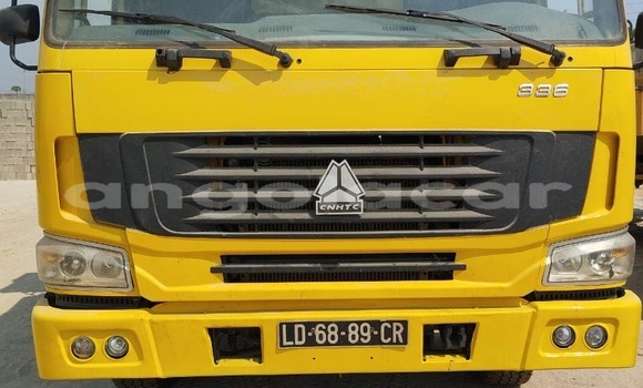 Acheter Occasion Utilitaire Hino 714 Autre à Caluquembe, Huila