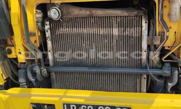 Buy Used Hino 714 Other Truck in Caluquembe in Huila Buy Used Hino 714 Other Truck in Caluquembe in Huila