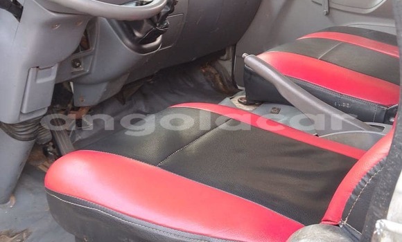 Buy Used Mitsubishi Van White Truck in Caconda in Huila Buy Used Mitsubishi Van White Truck in Caconda in Huila