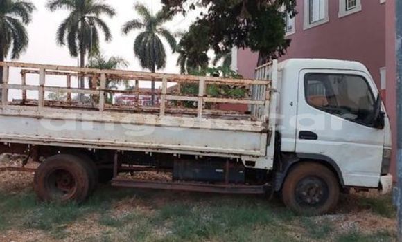 Acheter Occasion Voiture Mitsubishi Carisma Autre à Luanda, Province de Luanda Acheter Occasion Voiture Mitsubishi Carisma Autre à Luanda, Province de Luanda