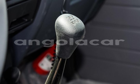 Comprar Novo Toyota Land Cruiser Branco Carro em Benguela em Benguela Comprar Novo Toyota Land Cruiser Branco Carro em Benguela em Benguela
