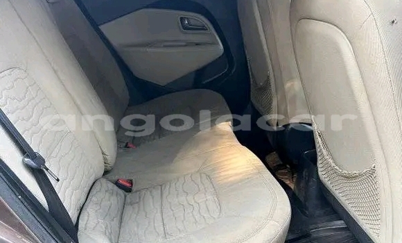 Comprar Usado Kia rio Marrom Carro em Luanda em Luanda Province Comprar Usado Kia rio Marrom Carro em Luanda em Luanda Province