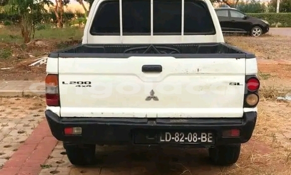 Comprar Usado Mitsubishi L200 Branco Carro em Luanda em Luanda Province Comprar Usado Mitsubishi L200 Branco Carro em Luanda em Luanda Province