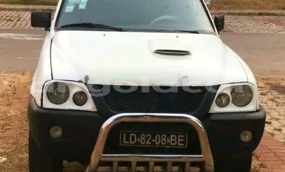 Comprar Usado Mitsubishi L200 Branco Carro em Luanda em Luanda Province Comprar Usado Mitsubishi L200 Branco Carro em Luanda em Luanda Province