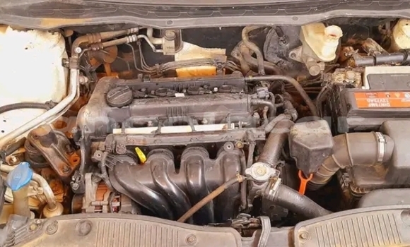 Comprar Usado Hyundai i20 Branco Carro em Luanda em Luanda Province Comprar Usado Hyundai i20 Branco Carro em Luanda em Luanda Province