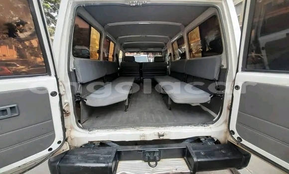 Comprar Usado Toyota Land Cruiser Branco Carro em Luanda em Luanda Province Comprar Usado Toyota Land Cruiser Branco Carro em Luanda em Luanda Province
