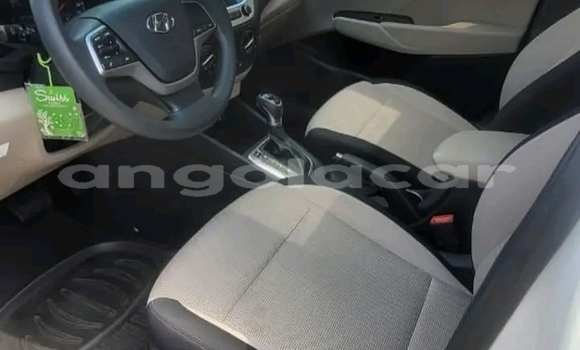 Buy Used Hyundai Accent White Car in Luanda in Luanda Province Buy Used Hyundai Accent White Car in Luanda in Luanda Province