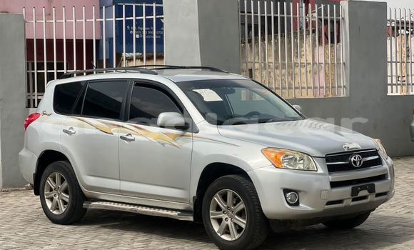 Comprar Usado Toyota RAV4 Outro Carro em Luanda em Luanda Province Comprar Usado Toyota RAV4 Outro Carro em Luanda em Luanda Province