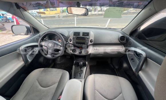 Comprar Usado Toyota RAV4 Outro Carro em Luanda em Luanda Province Comprar Usado Toyota RAV4 Outro Carro em Luanda em Luanda Province