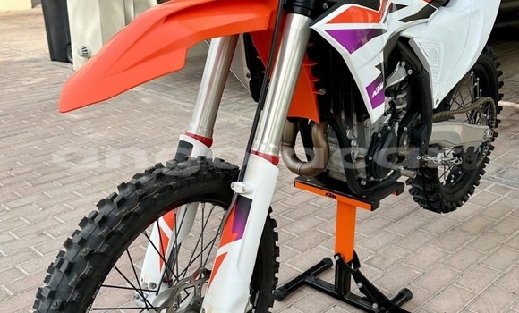 Comprar Usado KTM 450 Branco Moto em Benguela em Benguela
