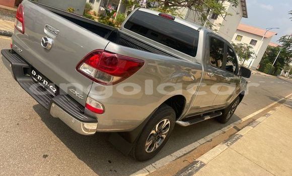 Comprar Usado Mazda BT-50 Outro Carro em Luanda em Luanda Province Comprar Usado Mazda BT-50 Outro Carro em Luanda em Luanda Province