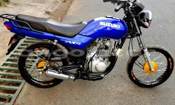 Acheter Neuf Moto Yamaha YD Bleu à Caxito, Bengo