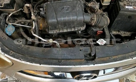 Comprar Usado Hyundai i10 Outro Carro em Camabatela em Uige