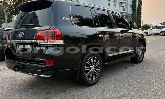 Comprar Usado Toyota Land Cruiser Outro Carro em Luanda em Luanda Province Comprar Usado Toyota Land Cruiser Outro Carro em Luanda em Luanda Province