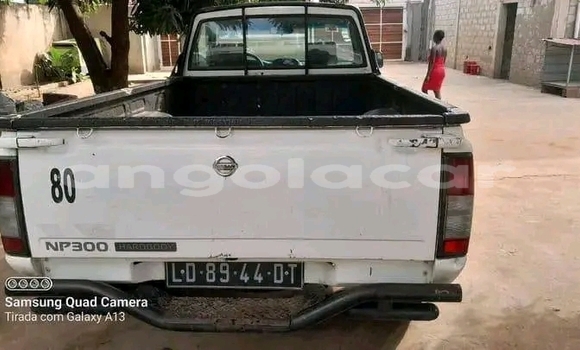 Acheter Occasion Voiture Nissan Hardbody Blanc à Camacupa, Bie Acheter Occasion Voiture Nissan Hardbody Blanc à Camacupa, Bie