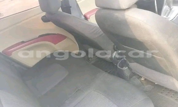 Comprar Usado Hyundai i10 Branco Carro em Camabatela em Uige Comprar Usado Hyundai i10 Branco Carro em Camabatela em Uige