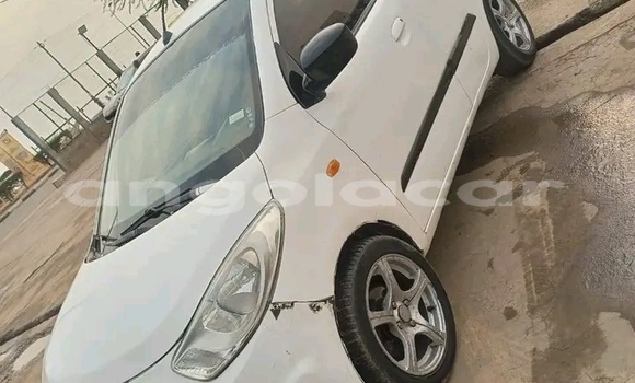 Comprar Usado Hyundai i10 Branco Carro em Camabatela em Uige Comprar Usado Hyundai i10 Branco Carro em Camabatela em Uige