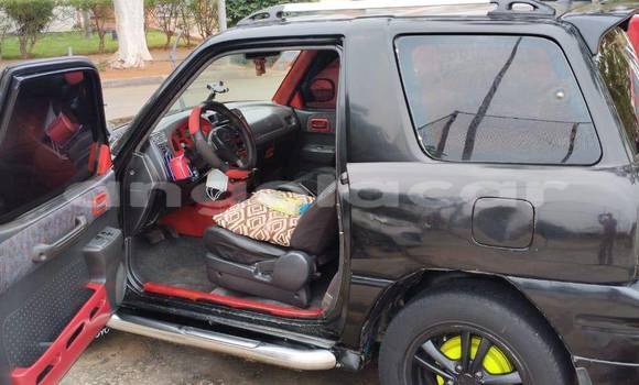 Comprar Usado Toyota RAV4 Preto Carro em Caluquembe em Huila Comprar Usado Toyota RAV4 Preto Carro em Caluquembe em Huila